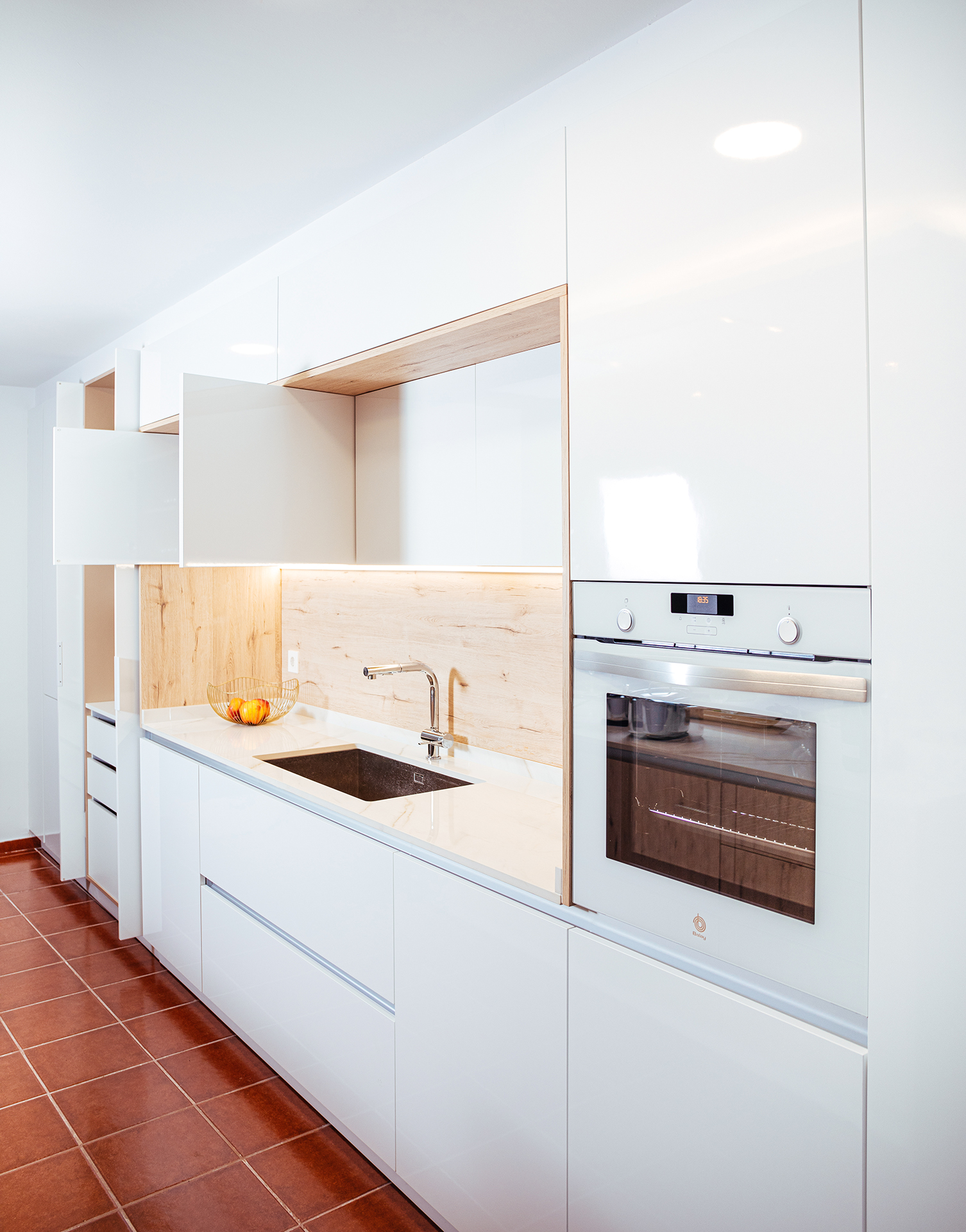 cocina blanca brillo Murguia